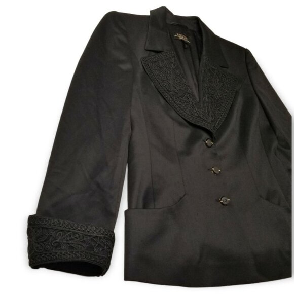 Escada Size 6 Black Wool Blazer With Floral Lapels And Cuffs Wide Notched Collar - Picture 3 of 7